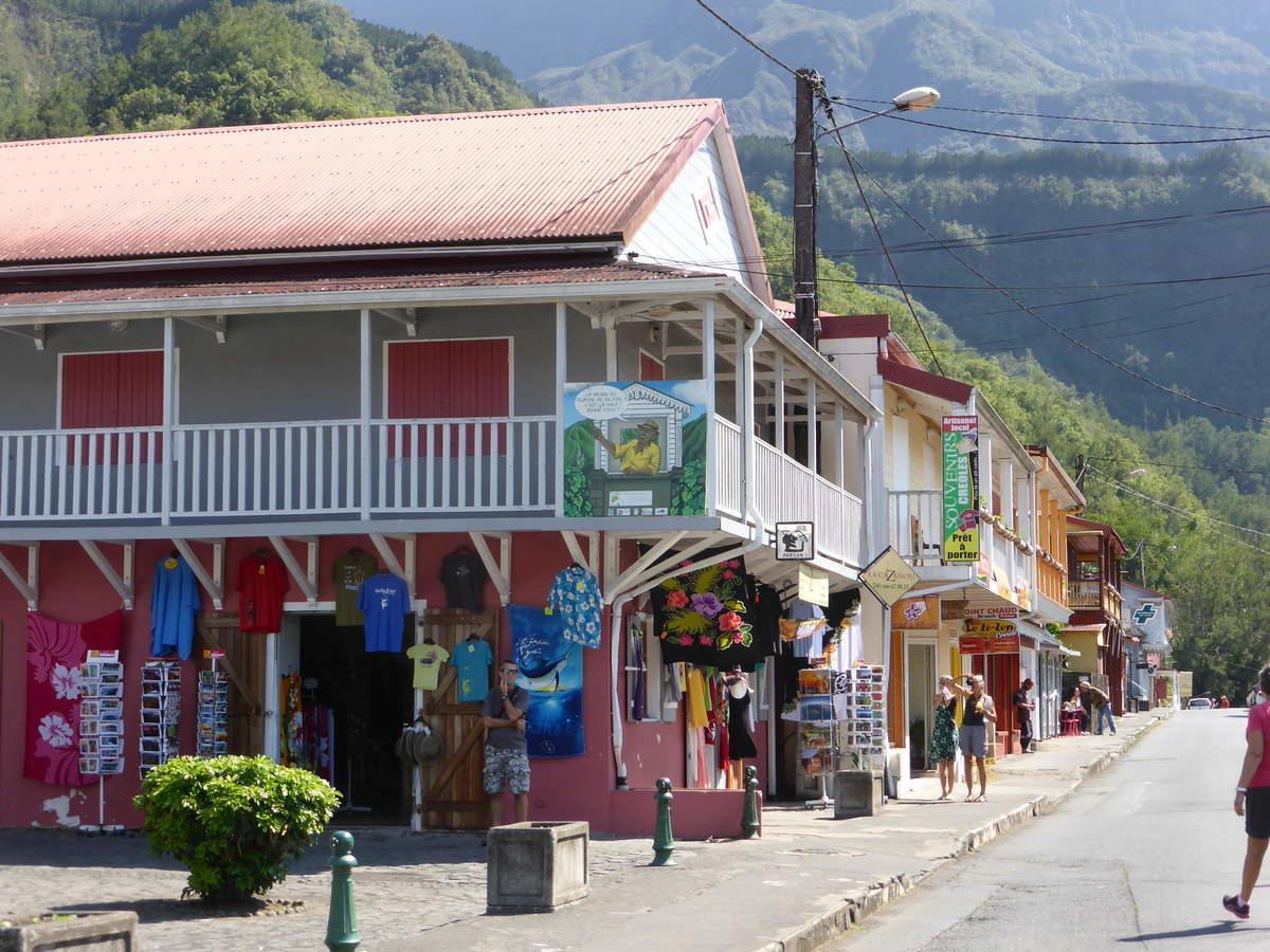 Gite Du Piton D Anchaing Hell-Bourg Bagian luar foto